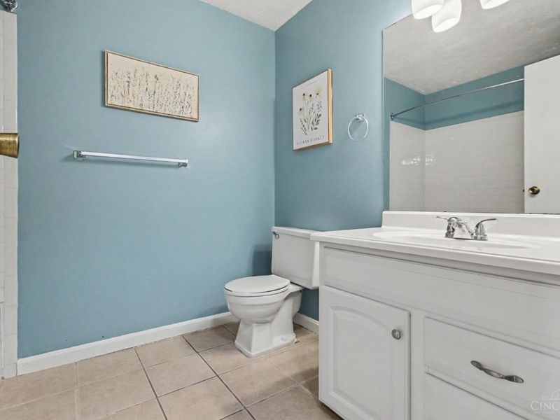 7210 Creekview Drive, Unit 12, Colerain Township, OH 45247 Photo 17