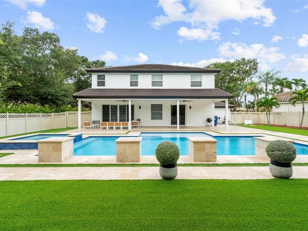 1254 NW 102nd Way , Coral Springs, FL 33071
