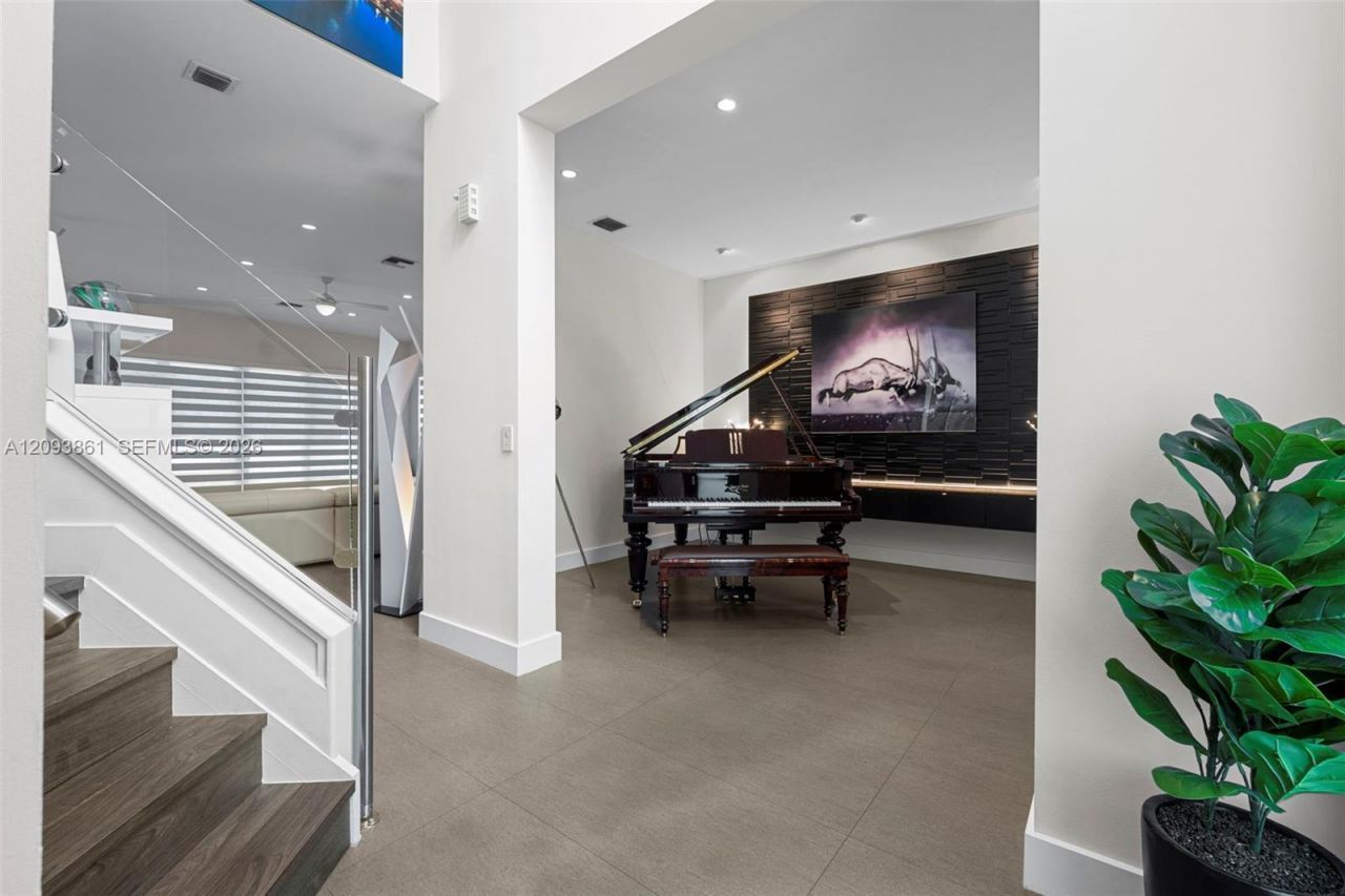 1254 NW 102nd Way , Coral Springs, FL 33071 Photo