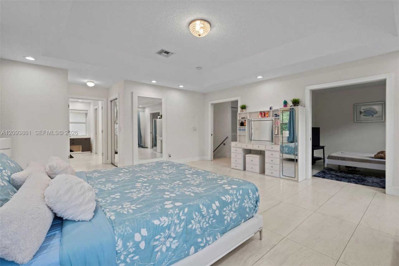 1254 NW 102nd Way , Coral Springs, FL 33071 Photo