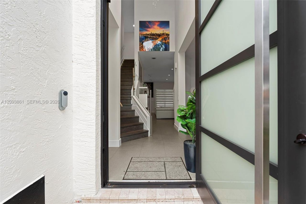 1254 NW 102nd Way , Coral Springs, FL 33071 Photo
