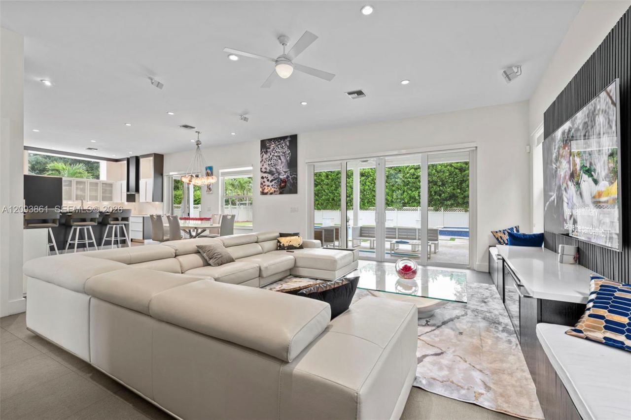1254 NW 102nd Way , Coral Springs, FL 33071 Photo