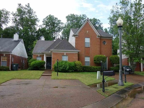 1237 BRADY HOLLOW LN, Memphis, TN 38016