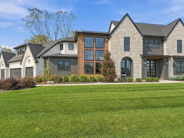 405 E Basalt Drive, Huntertown, IN 46748