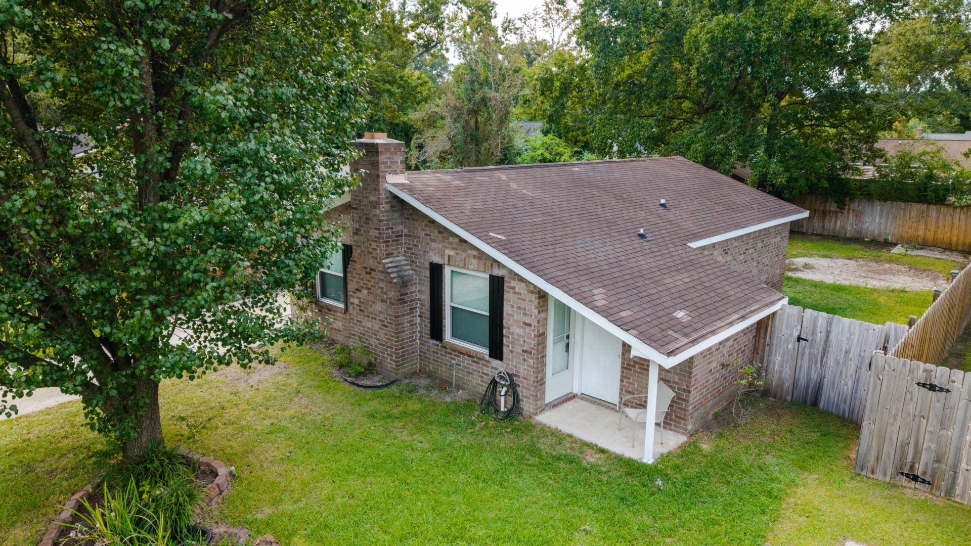 67 Tanbark Court Photo 17