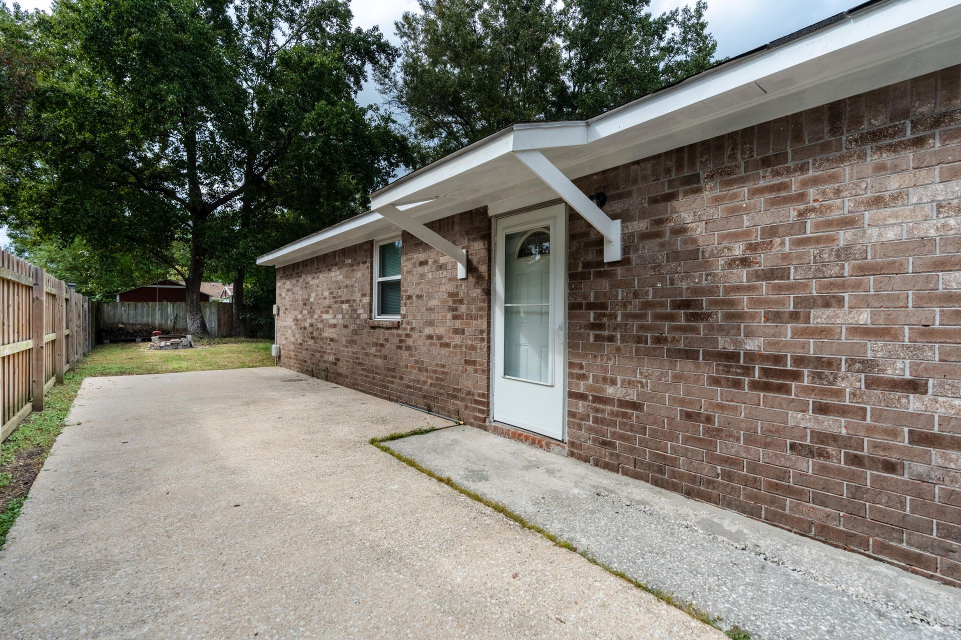 67 Tanbark Court Photo 22