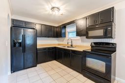 67 Tanbark Court photo 4