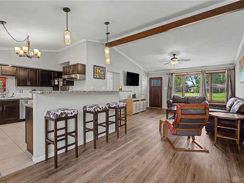 9082 Mary Haynes Drive, Centerville, OH 45458 Photo 15