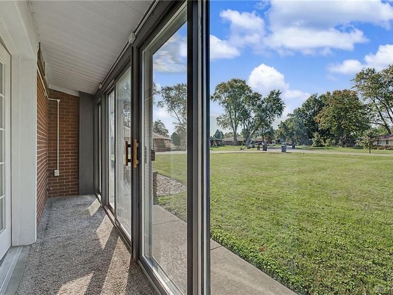 9082 Mary Haynes Drive, Centerville, OH 45458 Photo 32