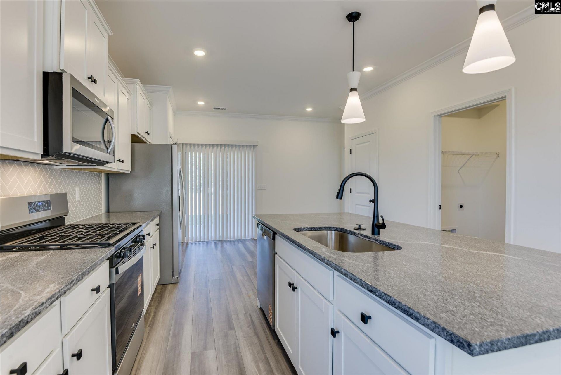 203 Engineer Lane  Photo 10
