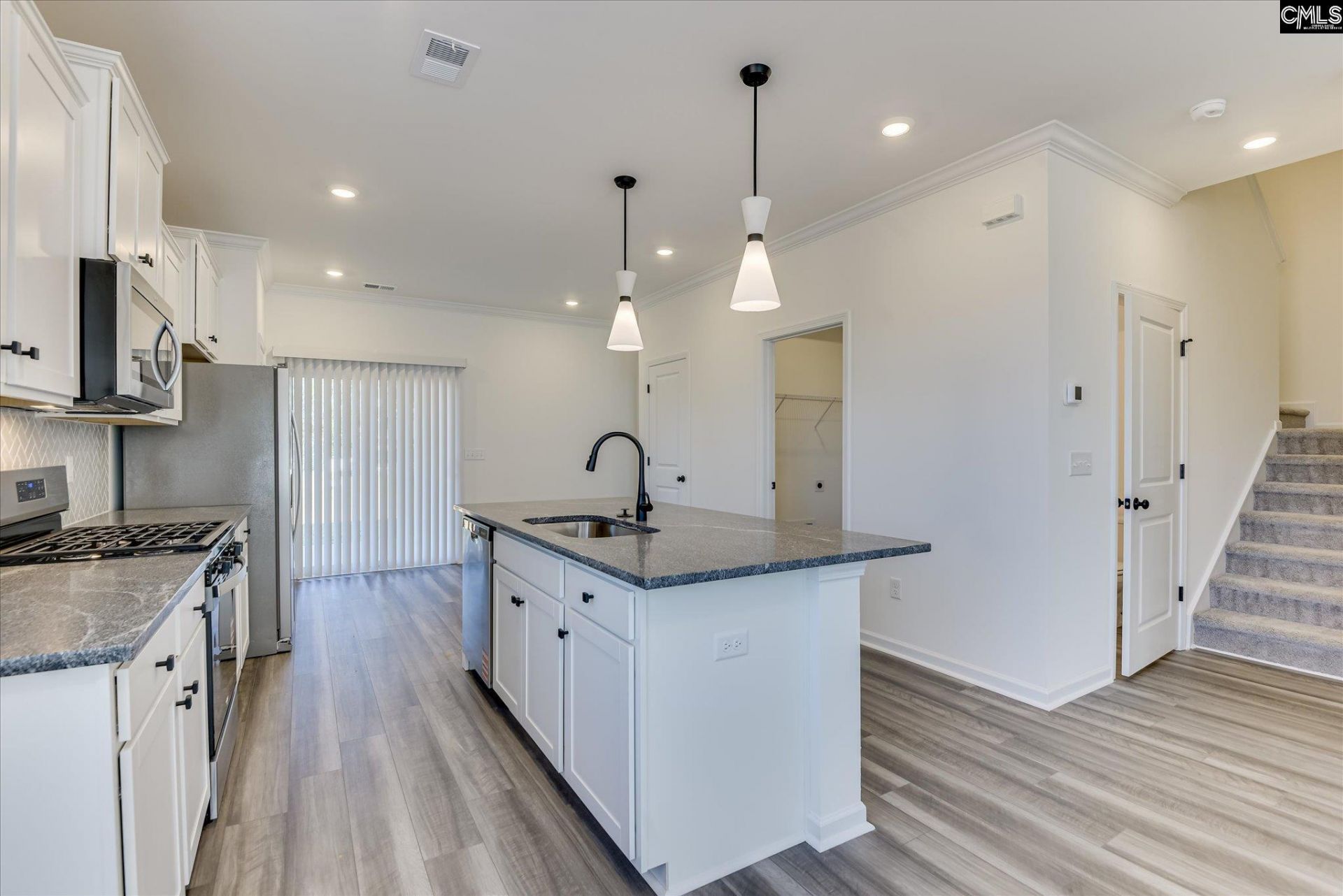 203 Engineer Lane  Photo 9