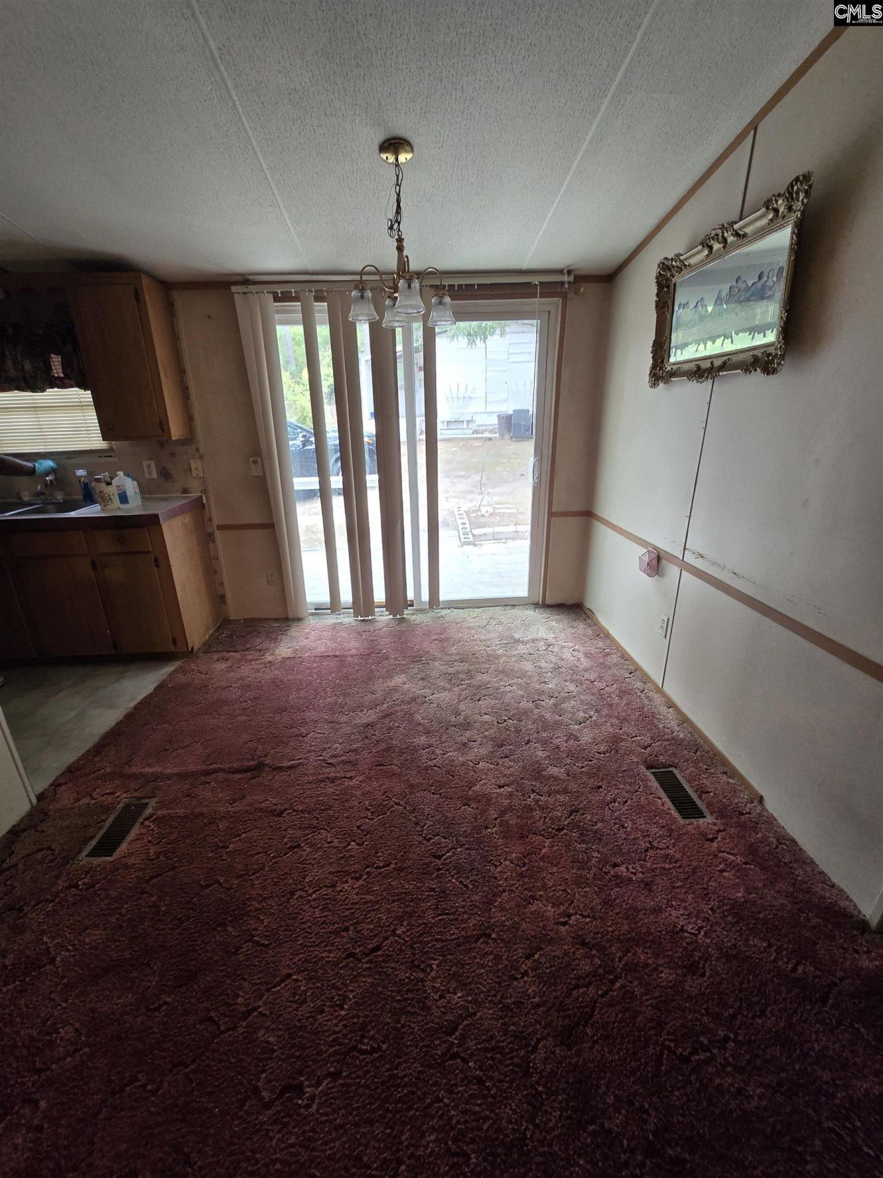 369 Four Oaks Road  Photo 12