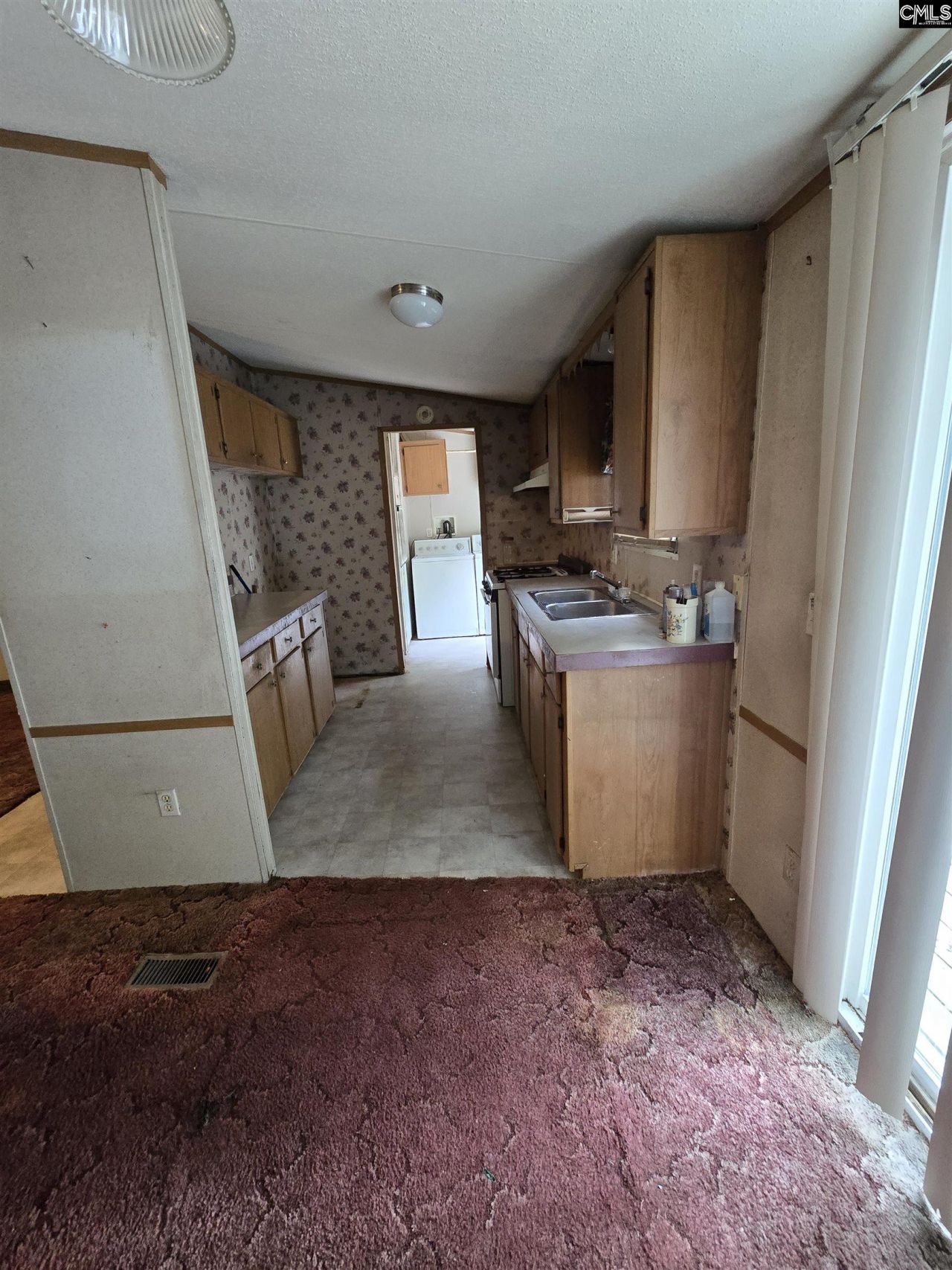 369 Four Oaks Road  Photo 13