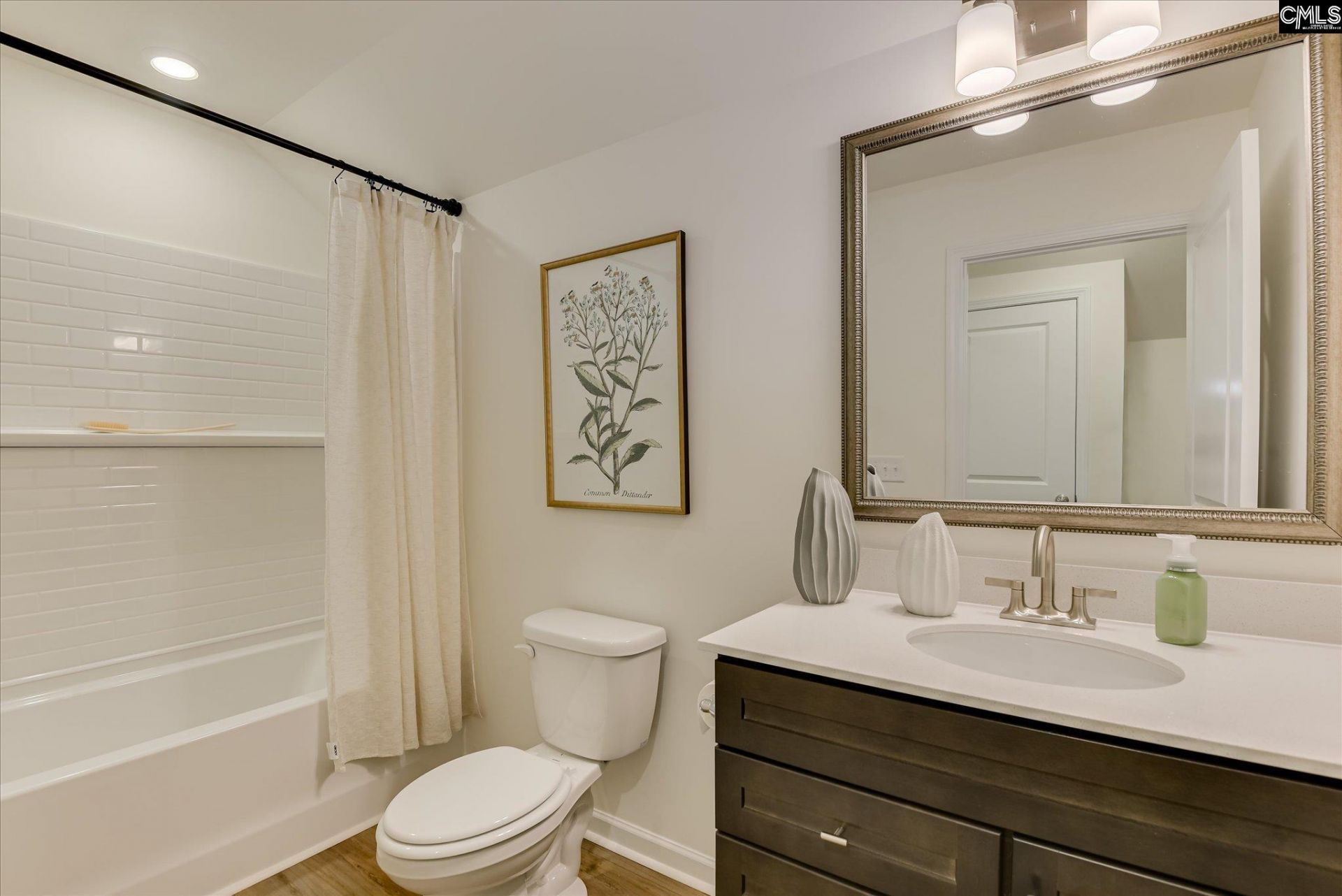207 Engineer Lane  Photo 33