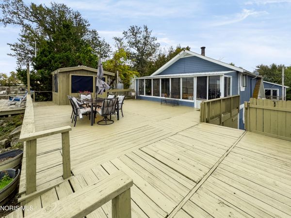 12727 Lagoon Drive, Curtice, OH 43412