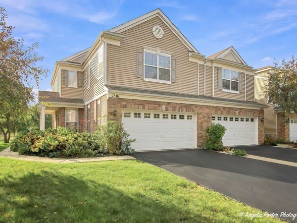 2301 Evergreen Circle , McHenry, IL 60050