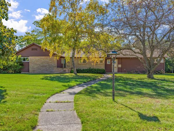 639 Erie Ave, Oostburg, WI 53070