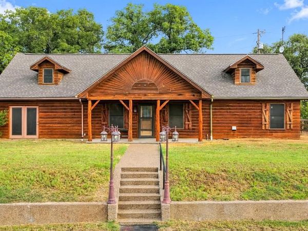 101 Misty Ridge Lane, Weatherford, TX 76085