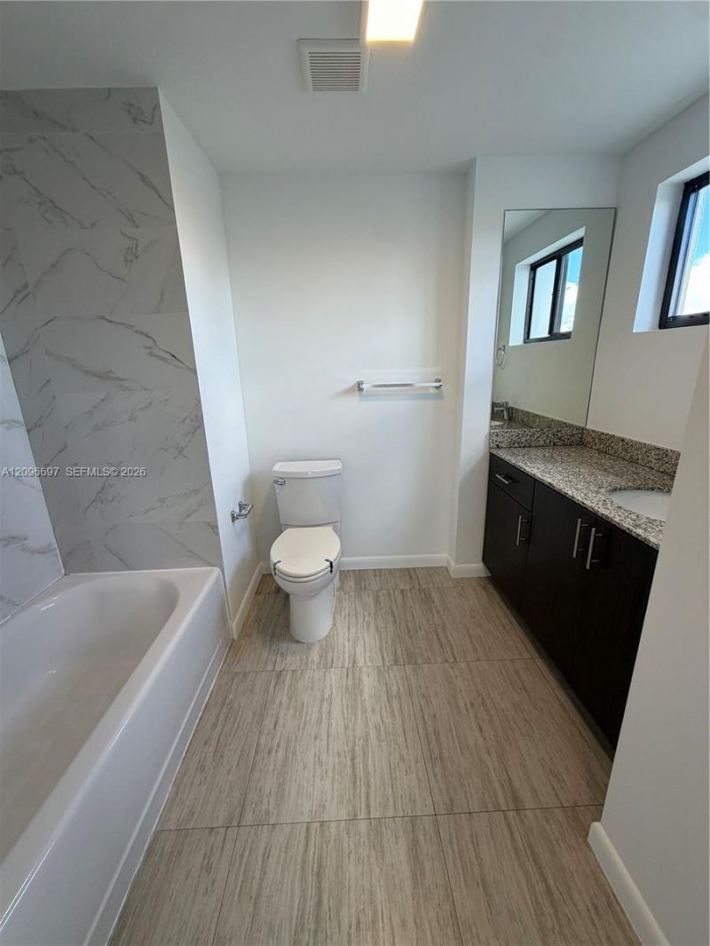 1801 SW 32nd Ave , Unit 606, Miami, FL 33145 Photo