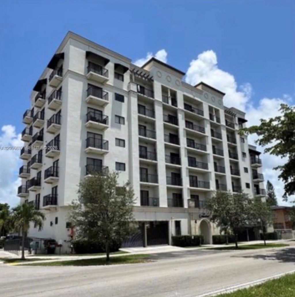 1801 SW 32nd Ave , Unit 606, Miami, FL 33145 Photo