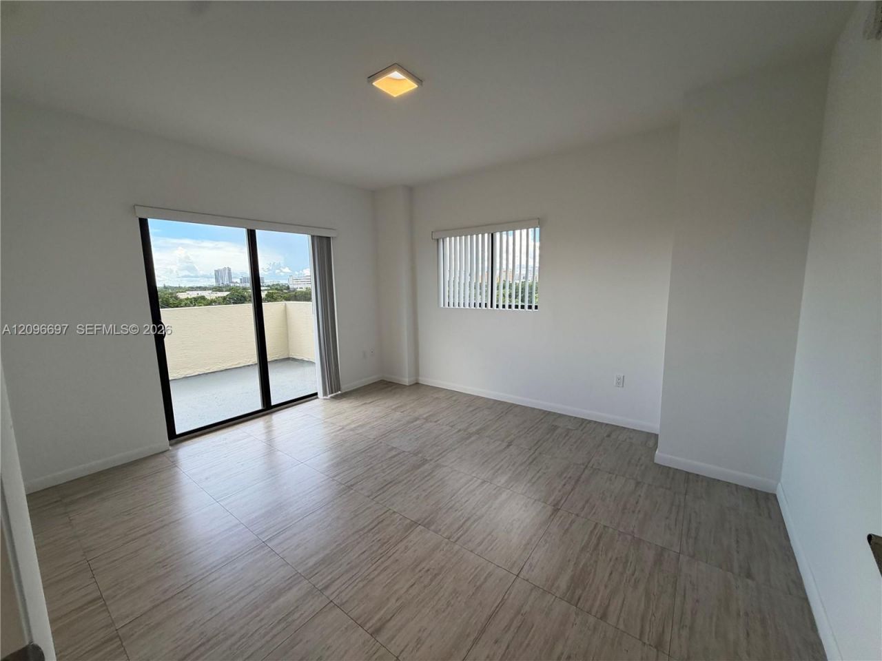 1801 SW 32nd Ave , Unit 606, Miami, FL 33145 Photo