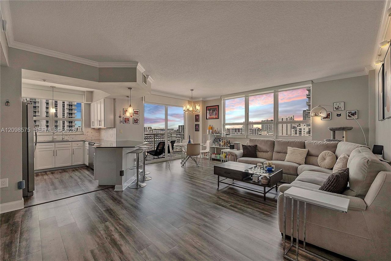 2000 N Bayshore Dr, Unit 1401, Miami, FL 33137 Main Photo