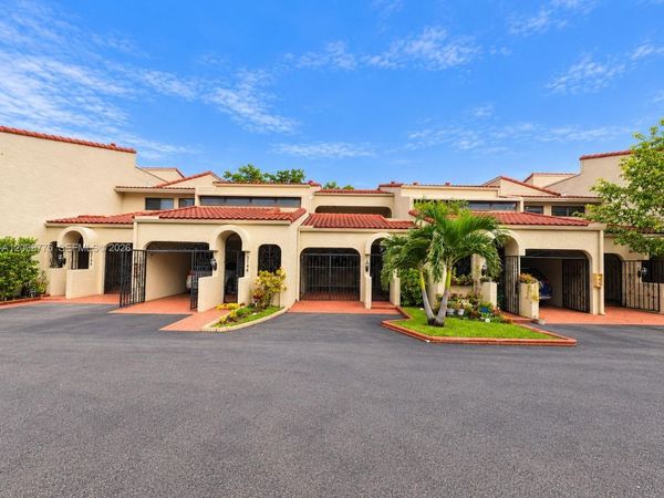 3746 Estepona Ave, Unit 14S1, Doral, FL 33178