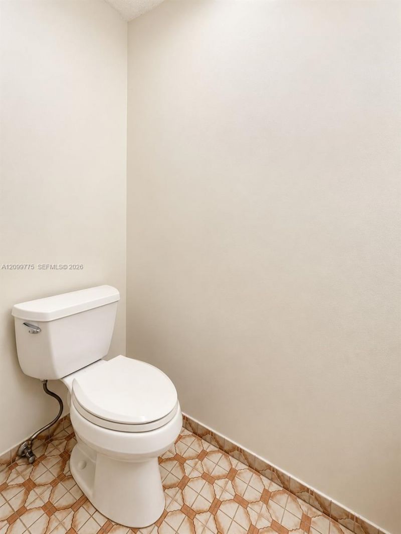 3746 Estepona Ave, Unit 14S1, Doral, FL 33178 Photo
