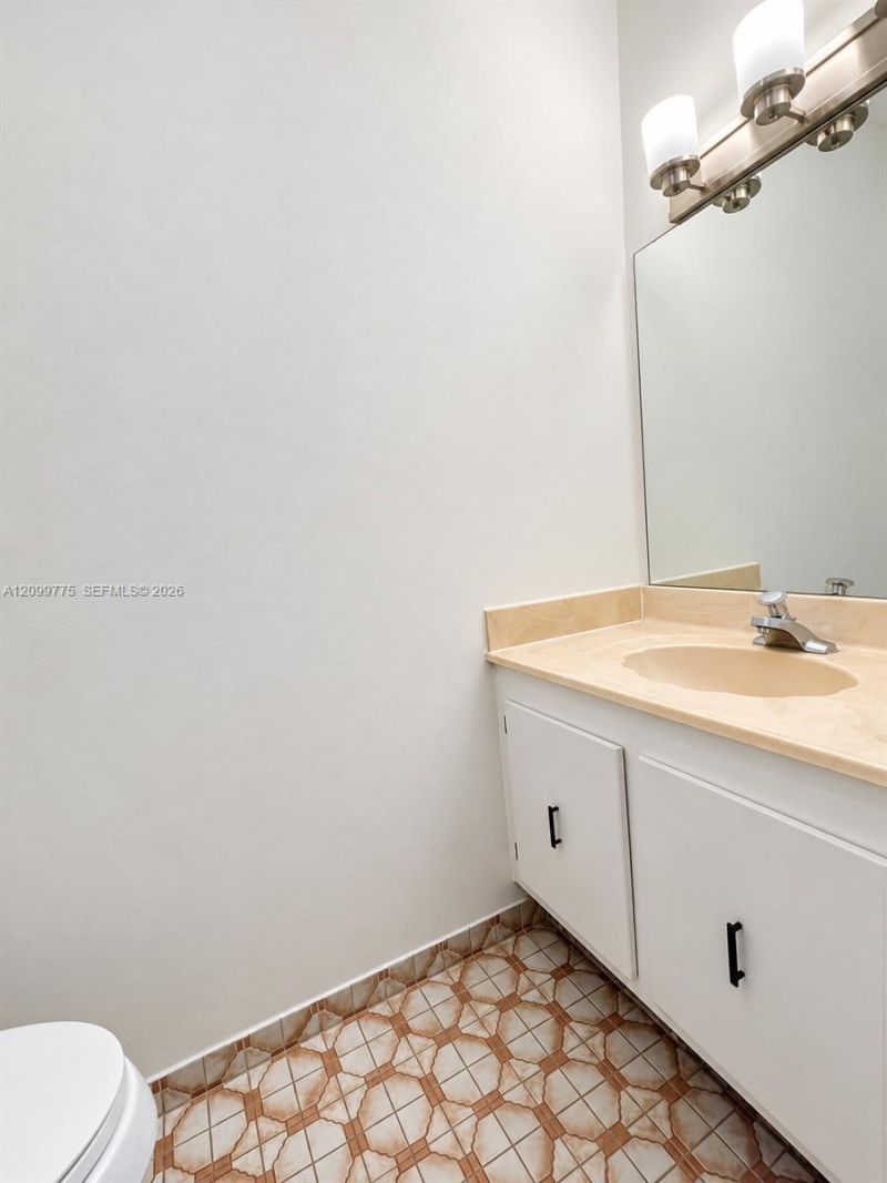 3746 Estepona Ave, Unit 14S1, Doral, FL 33178 Photo