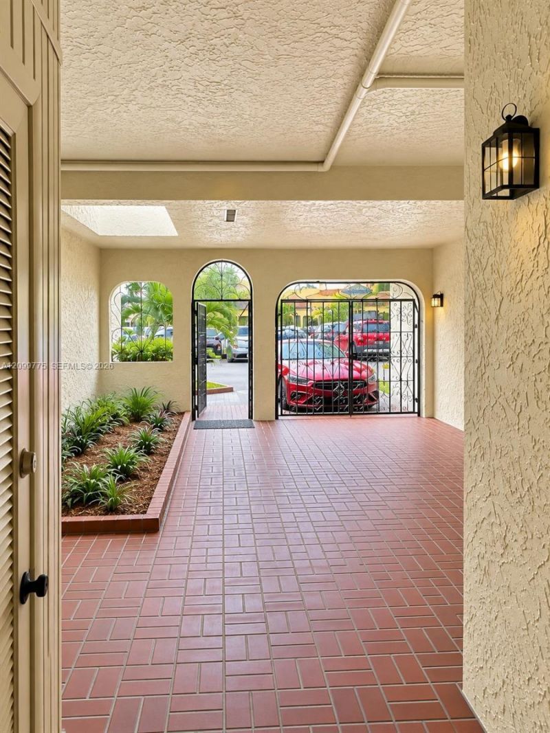 3746 Estepona Ave, Unit 14S1, Doral, FL 33178 Photo