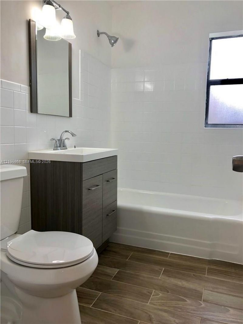 1732 NW 6th Ter , Pompano Beach, FL 33060 Photo