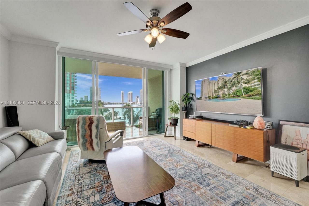 3330 NE 190th St, Unit 410, Aventura, FL 33180 Photo