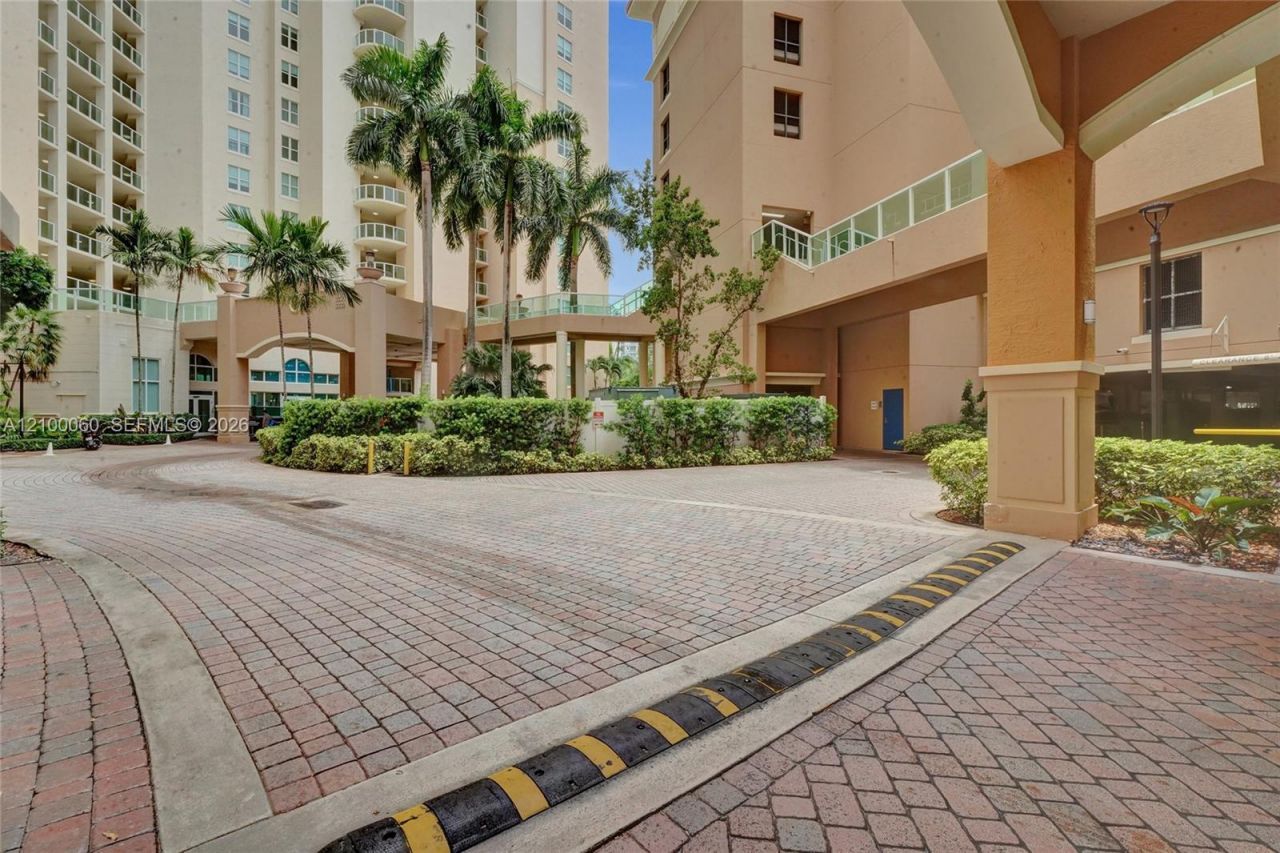 3330 NE 190th St, Unit 410, Aventura, FL 33180 Photo