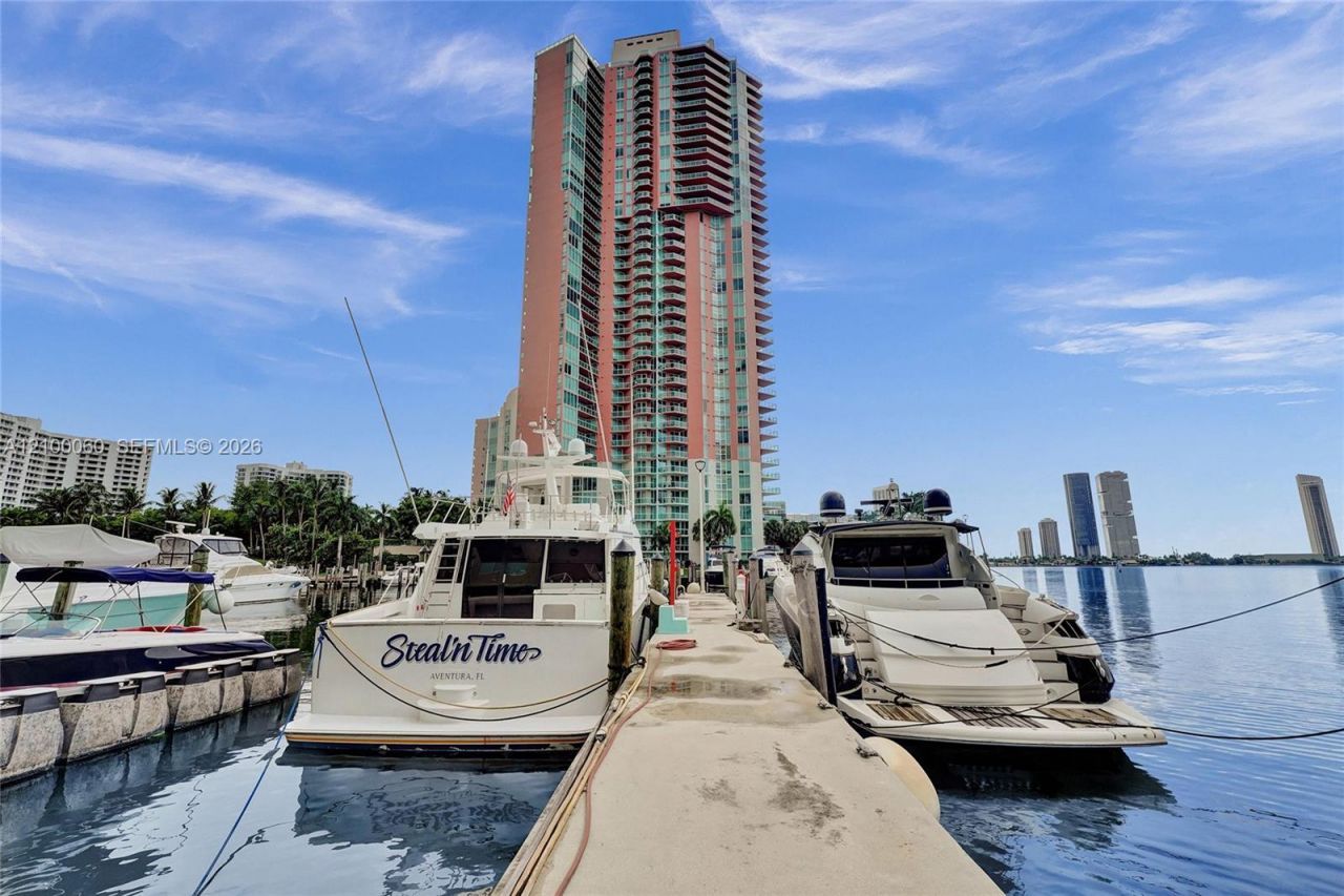 3330 NE 190th St, Unit 410, Aventura, FL 33180 Photo