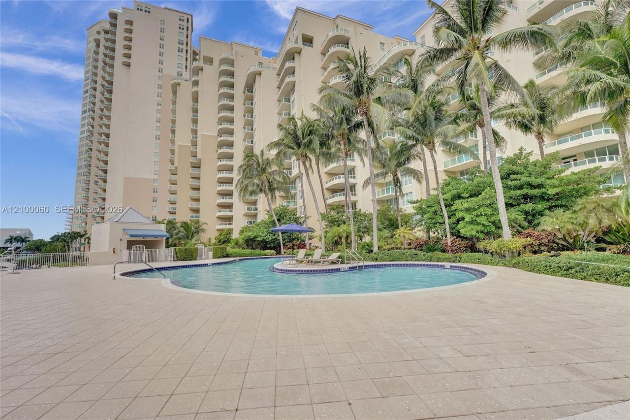 3330 NE 190th St, Unit 410, Aventura, FL 33180 Photo