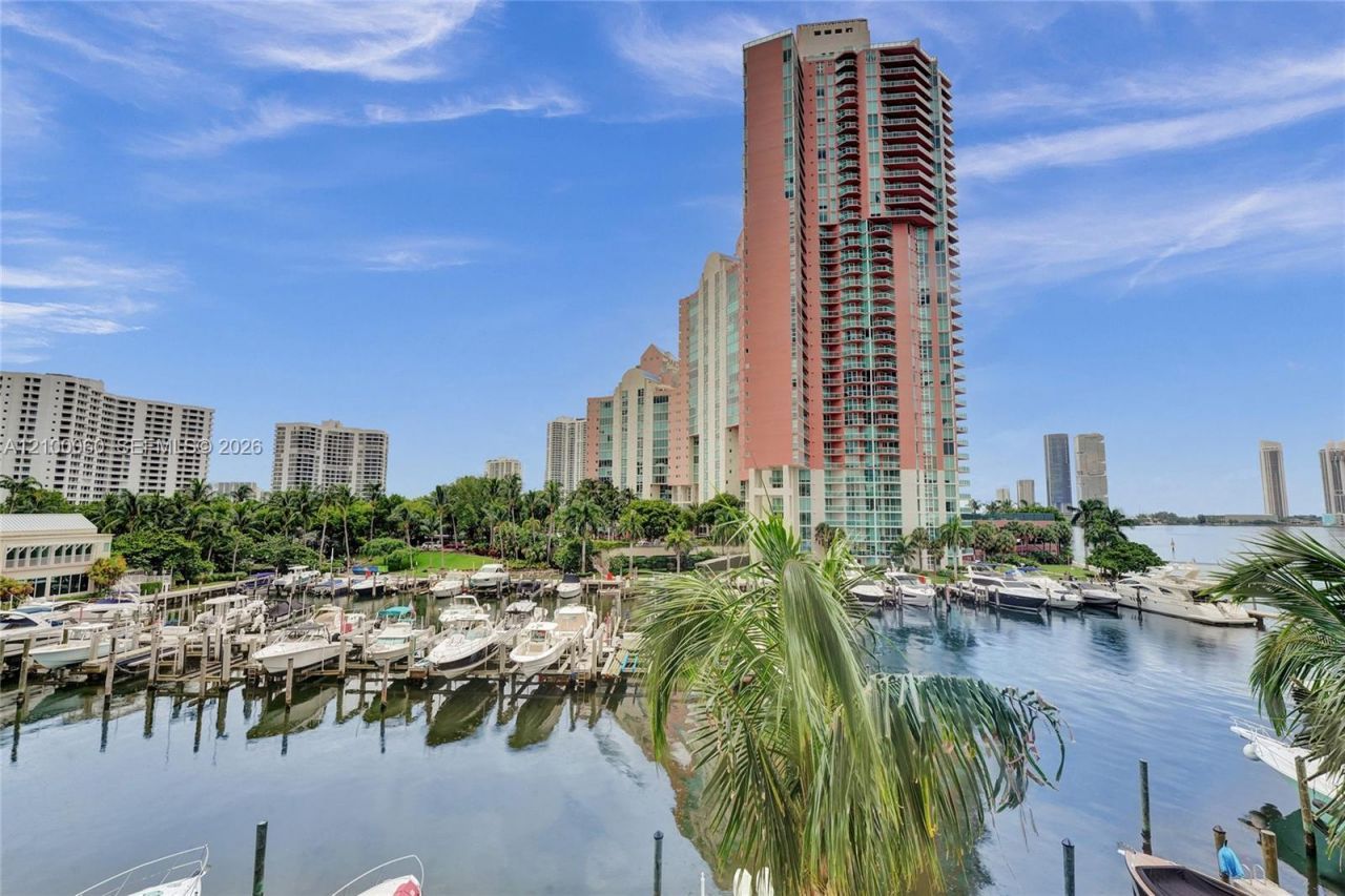 3330 NE 190th St, Unit 410, Aventura, FL 33180 Photo