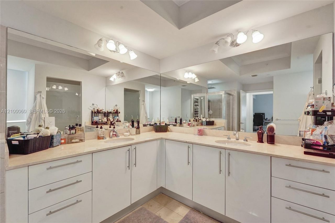 3330 NE 190th St, Unit 410, Aventura, FL 33180 Photo