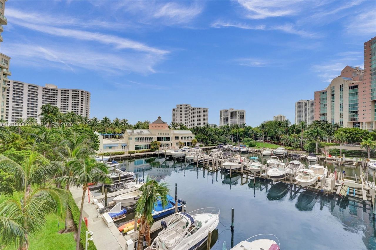 3330 NE 190th St, Unit 410, Aventura, FL 33180 Photo