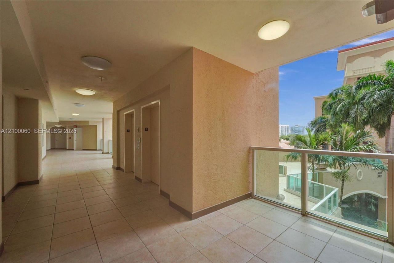 3330 NE 190th St, Unit 410, Aventura, FL 33180 Photo