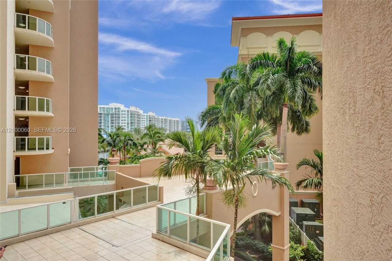 3330 NE 190th St, Unit 410, Aventura, FL 33180 Photo