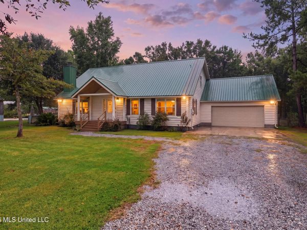 17176 Magnolia Cove Drive, Pass Christian, MS 39571