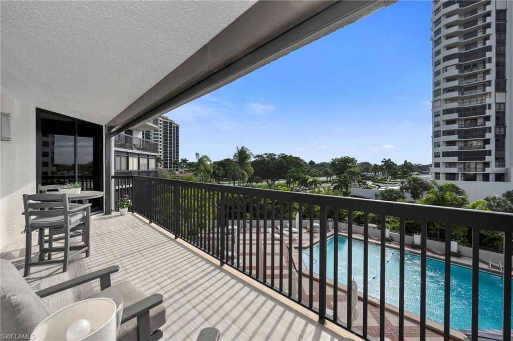 6075 Pelican Bay Blvd , Unit 303, Naples, FL 34108 Photo