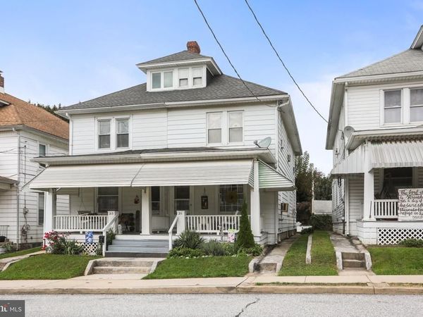 211 W HIGH STREET, RED LION, PA 17356