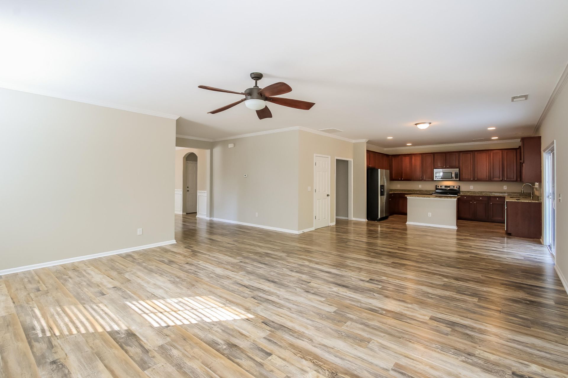 110 Swiftwater Way Photo 5