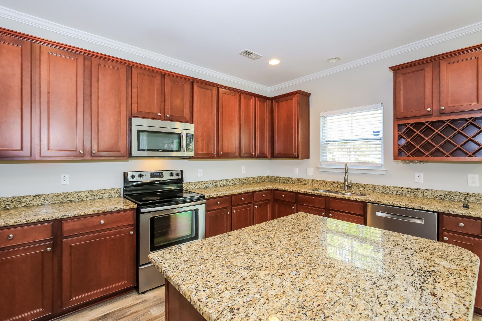 110 Swiftwater Way Photo 9