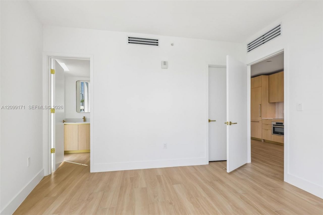 90 NE 32nd St , Unit 701, Miami, FL 33137 Photo