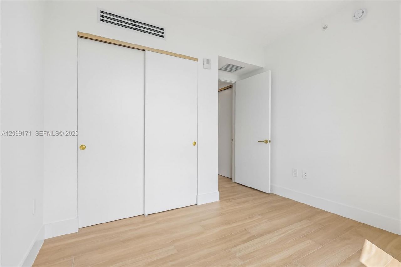 90 NE 32nd St , Unit 701, Miami, FL 33137 Photo
