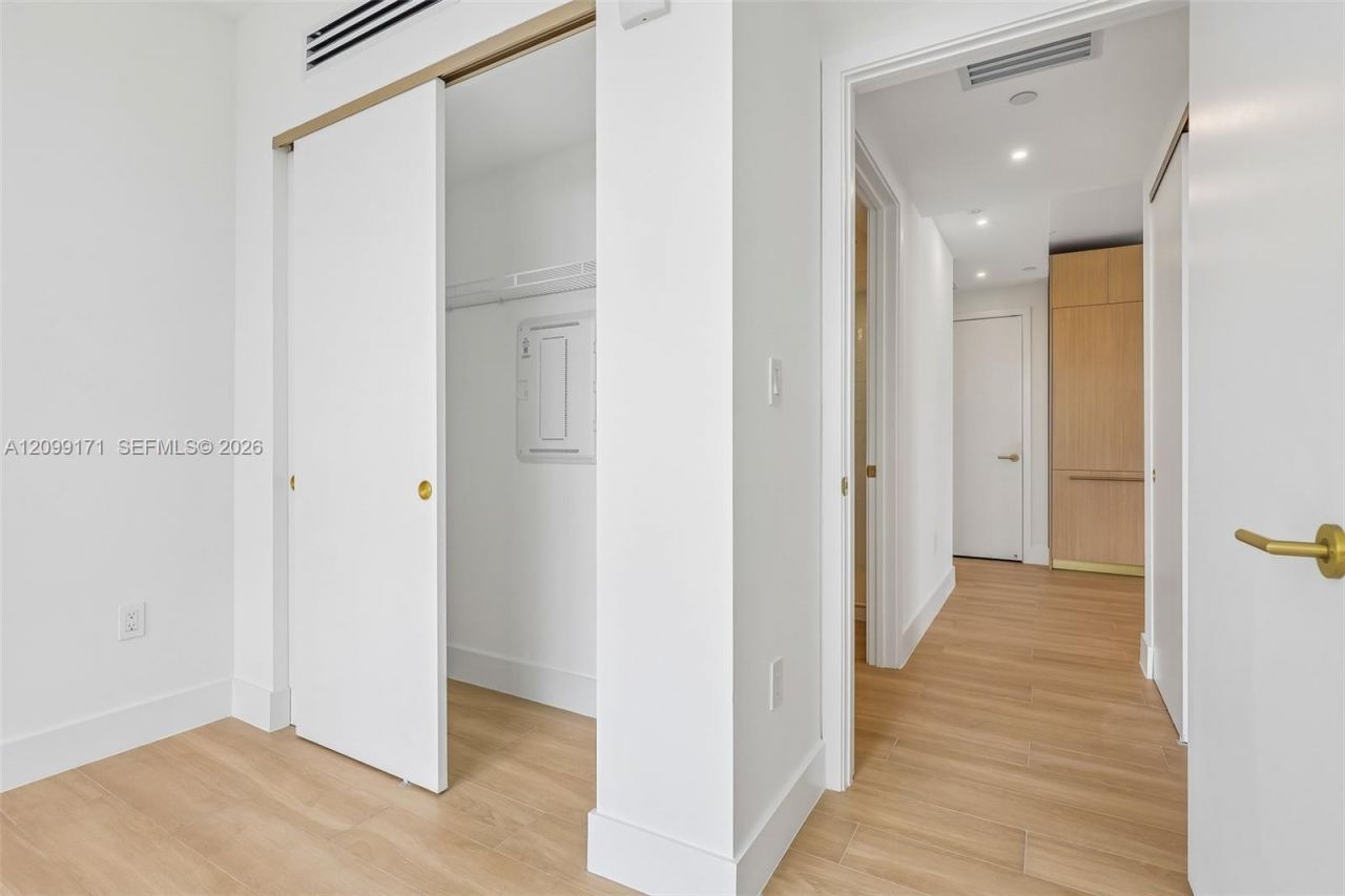 90 NE 32nd St , Unit 701, Miami, FL 33137 Photo
