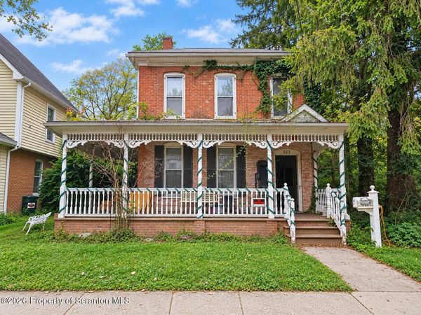810 Scott Street , Stroudsburg, PA 18360