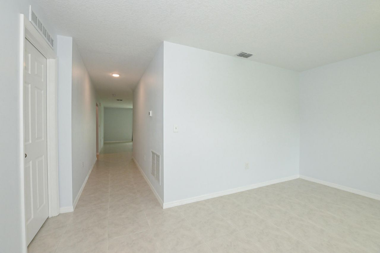 3076 SW Lucerne Street Sw, Unit 3076, Port Saint Lucie, FL 34953 Photo